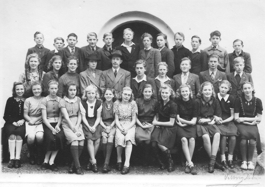 boringfoto5/Hv_konfirm_1948_1949.jpg