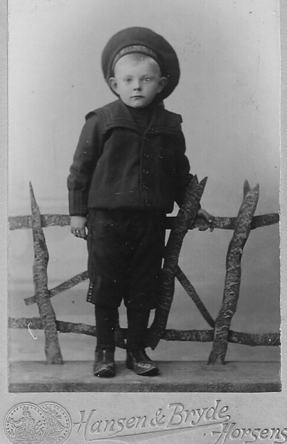 boringfoto5/Raskv50_Kr_Rasm_3aar_1900.jpg